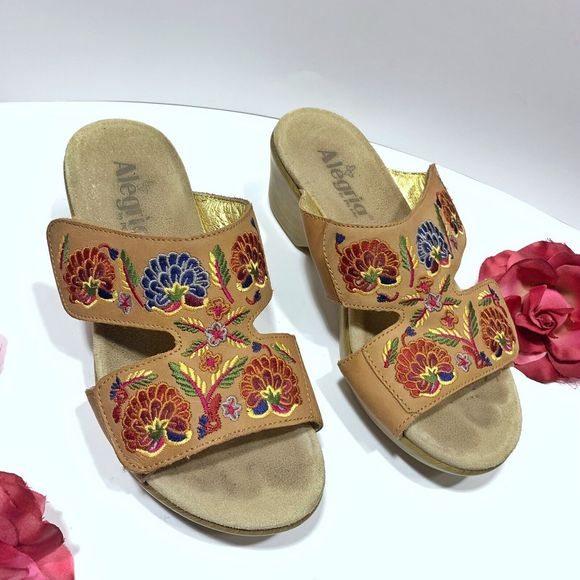 Alegria Leather Floral Embroidered Wedged Walking Comfort Sandals Size 38 EU - Picture 7 of 10
